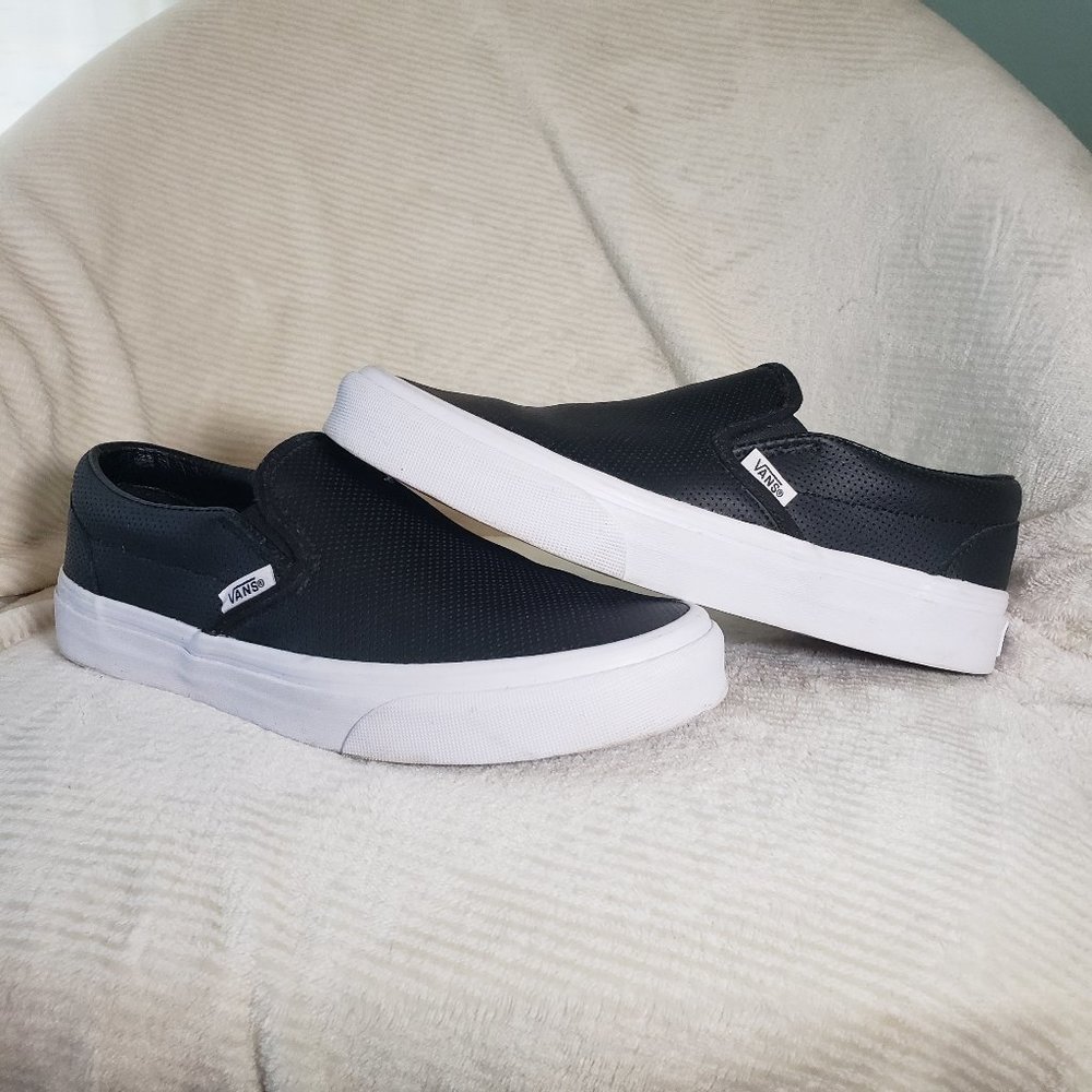 Black Vans Slip On's